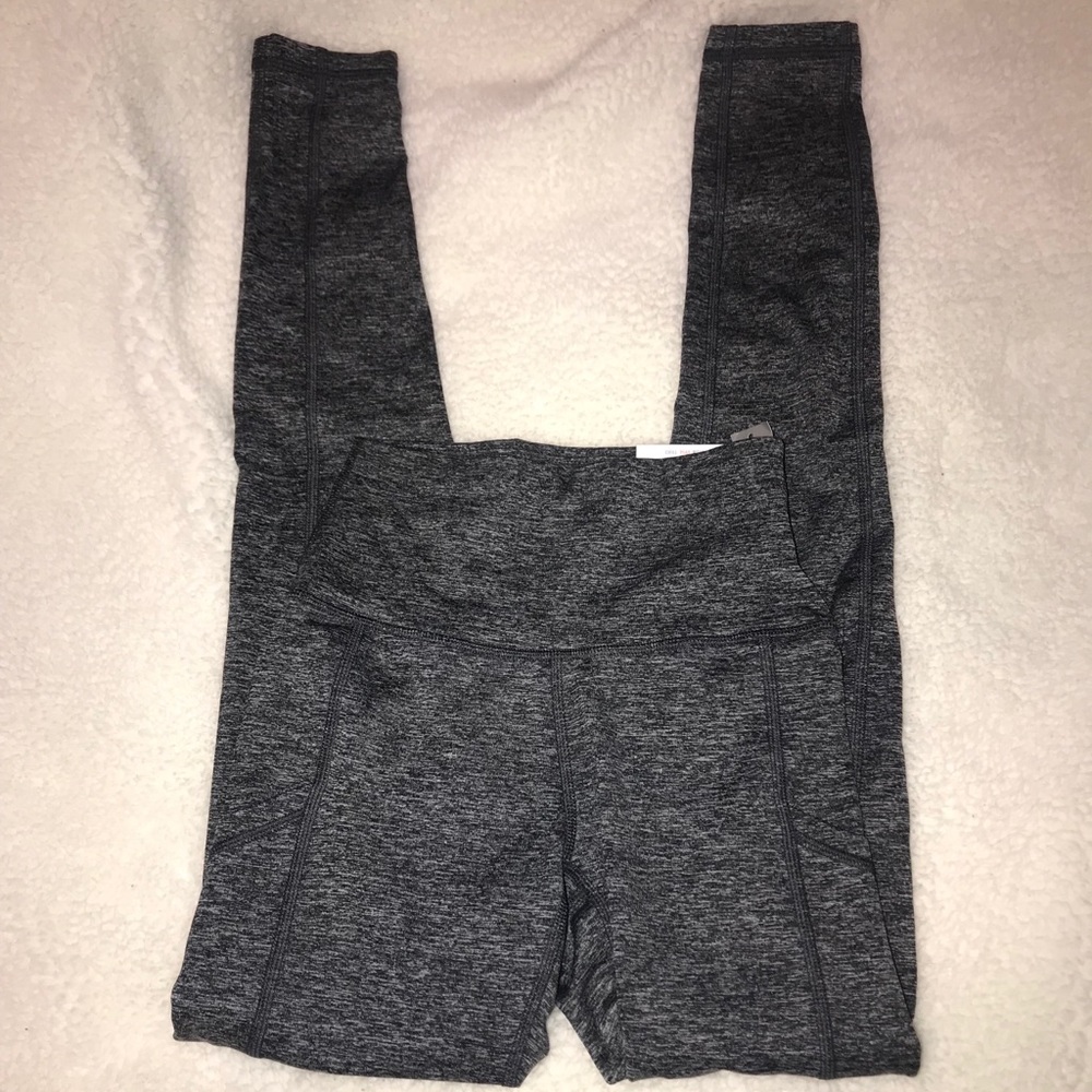 aerie PLAY leggings w/ pockets